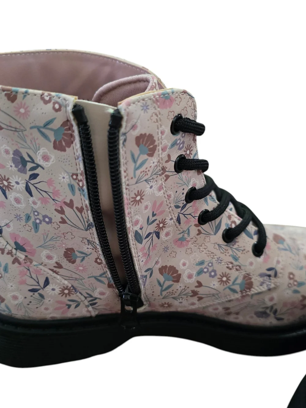 Art Class Girls Floral Combat Boots Size 5 NWT Pink Lace-Up Side Zip Boots
